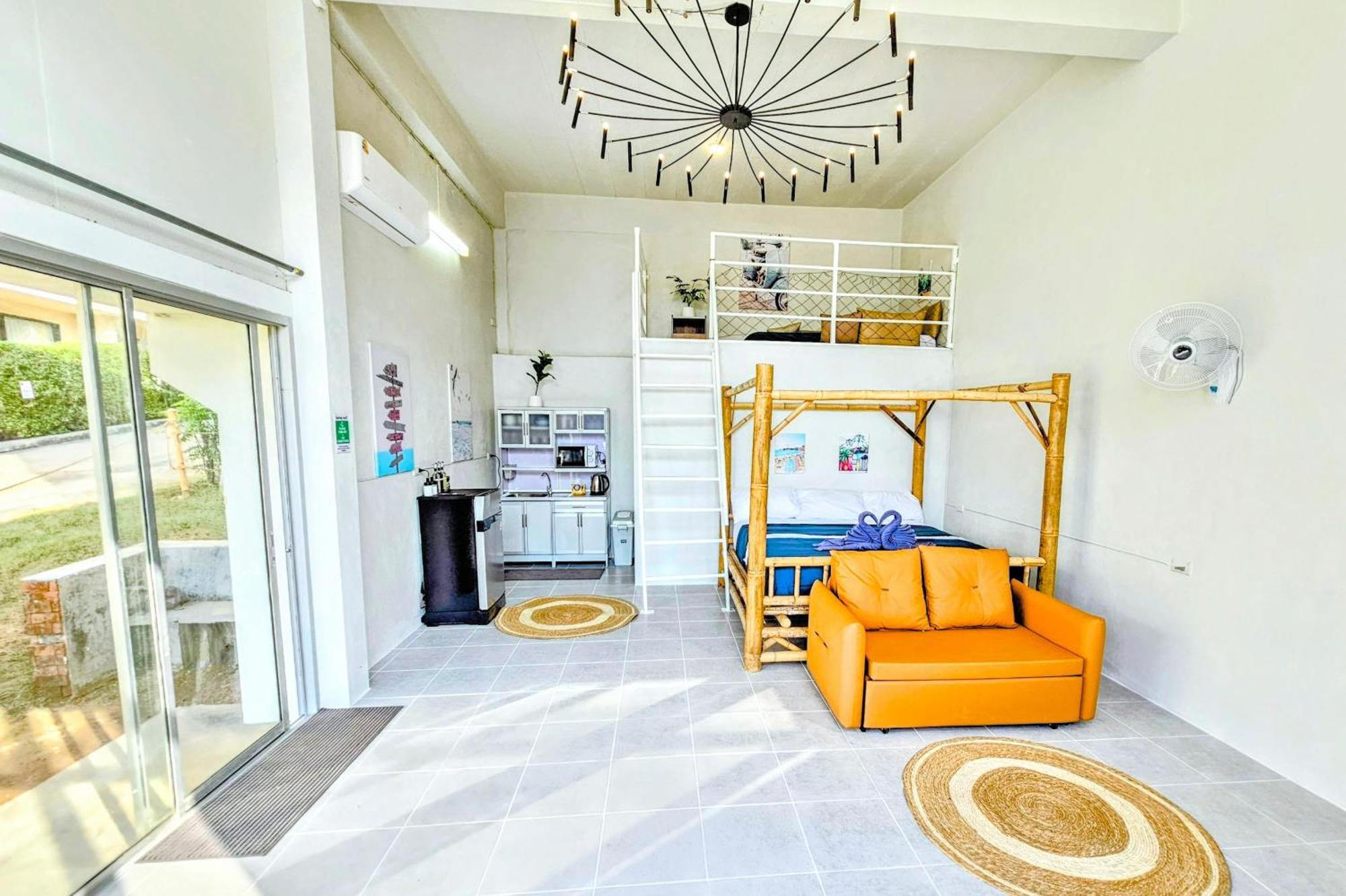 Beach Front Queen'S Castle - Kid Friendly, Holiday Like Royalty 반 아오 마크함 외부 사진